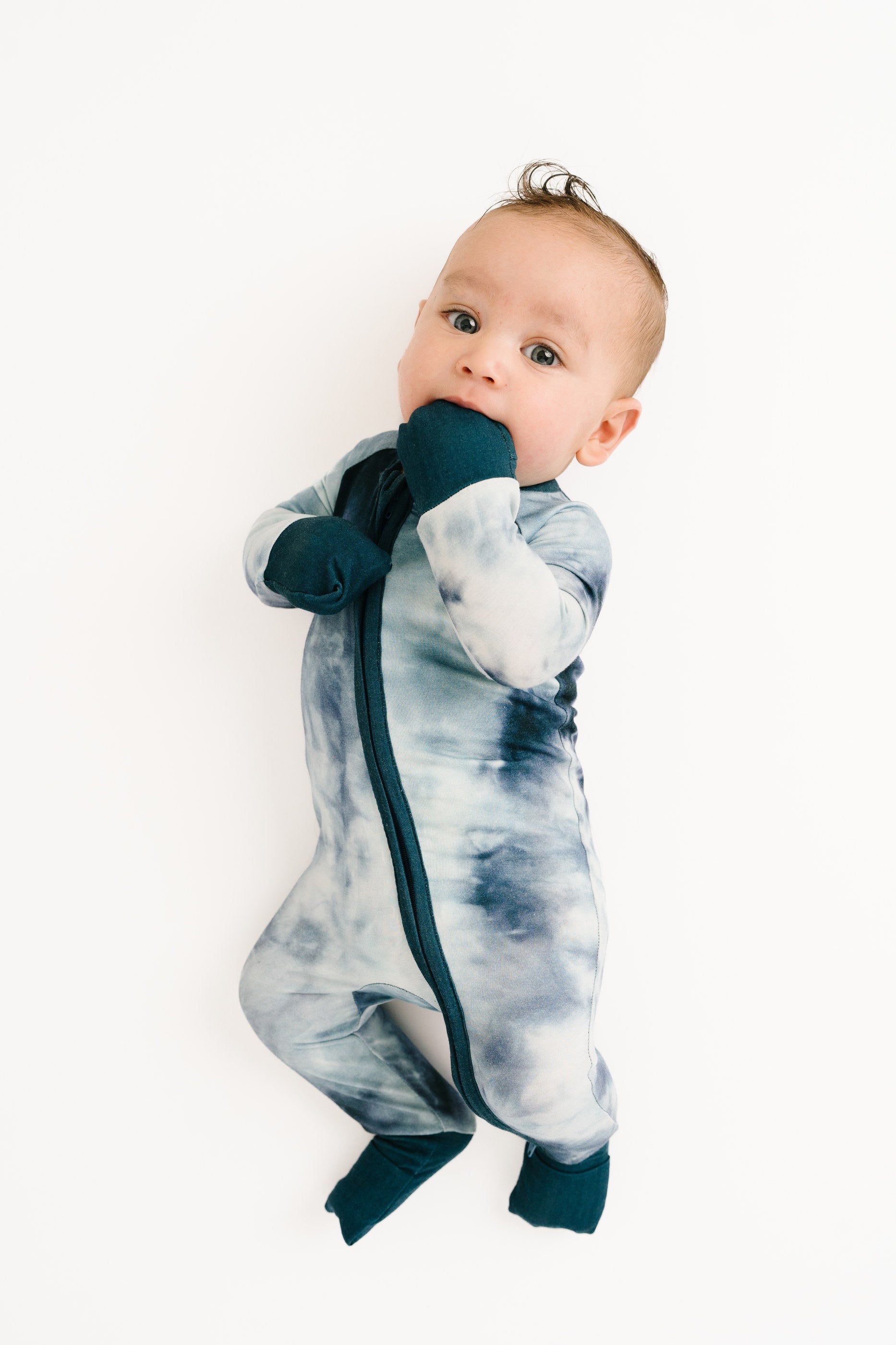 Honest 7-Piece Better Baby Boy Bundle Tie Dye Blues / NB